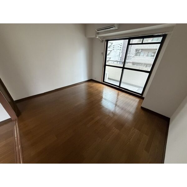 コーリング大阪本町 室内写真2