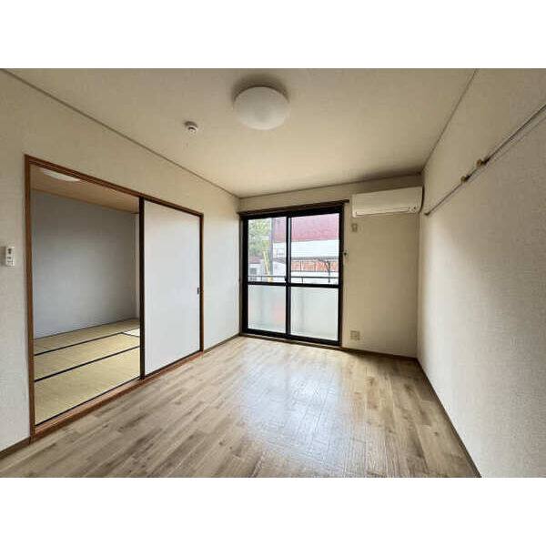 セジュール亀山E棟 室内写真2