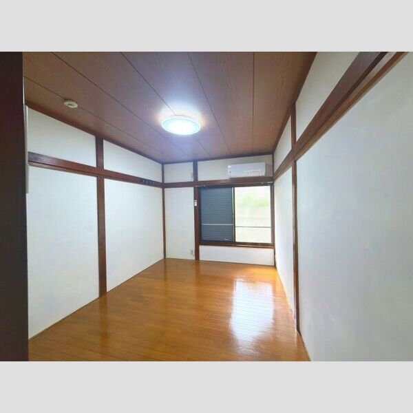 コンモート上原 室内写真1