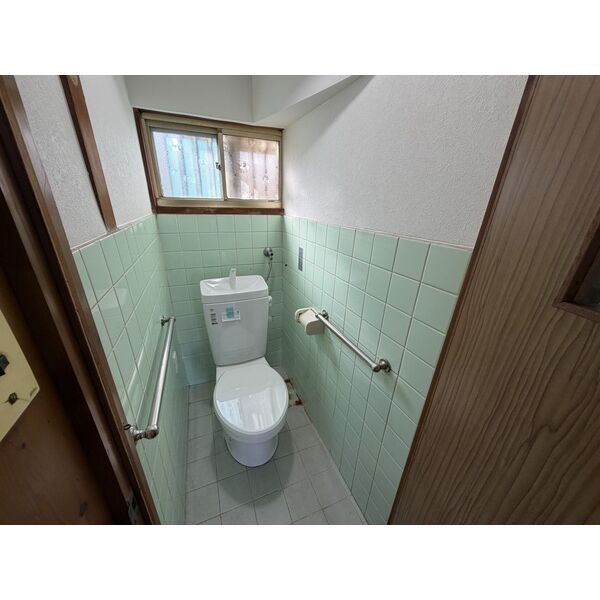 鶴原2丁目戸建 室内写真10