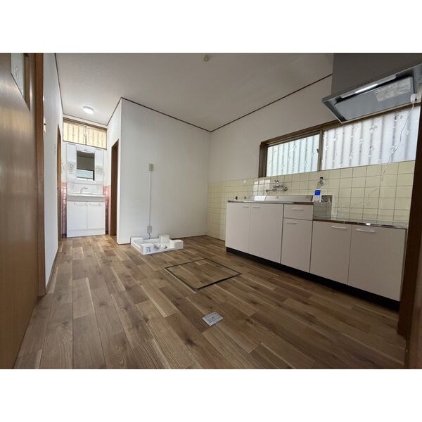 鶴原2丁目戸建 室内写真7