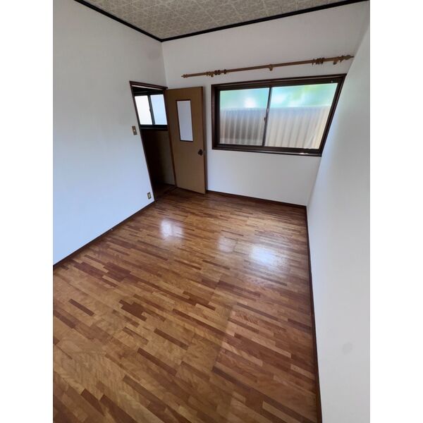 藤井寺市惣社2丁目戸建 室内写真2