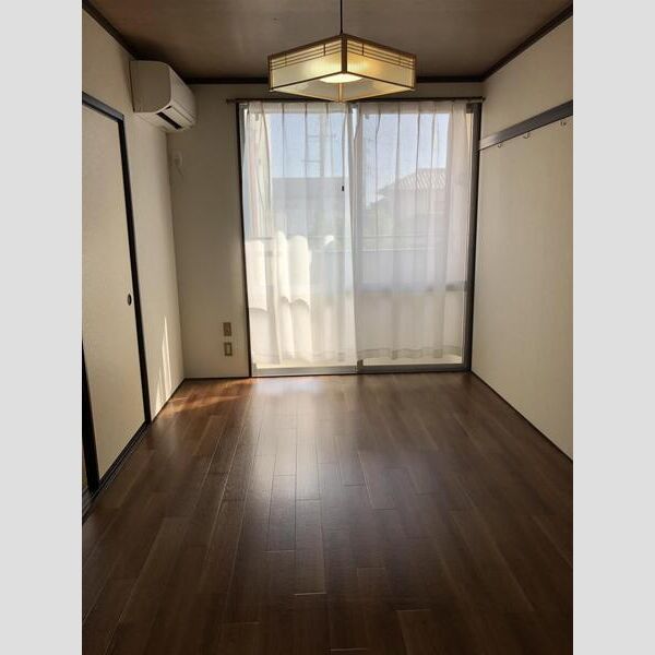 フォーブル駒場 室内写真1