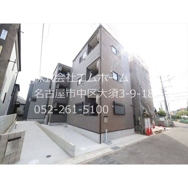 ロイヤルメゾン 建物画像