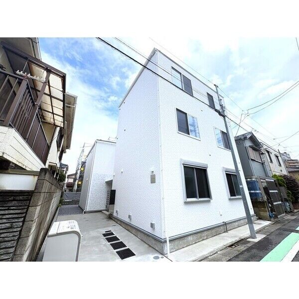 フィオーネ柴又 建物画像