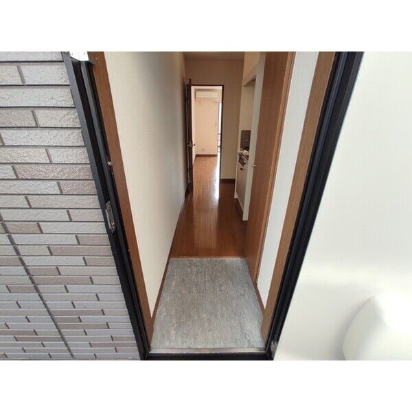 プレジール 西ノ京 室内写真1