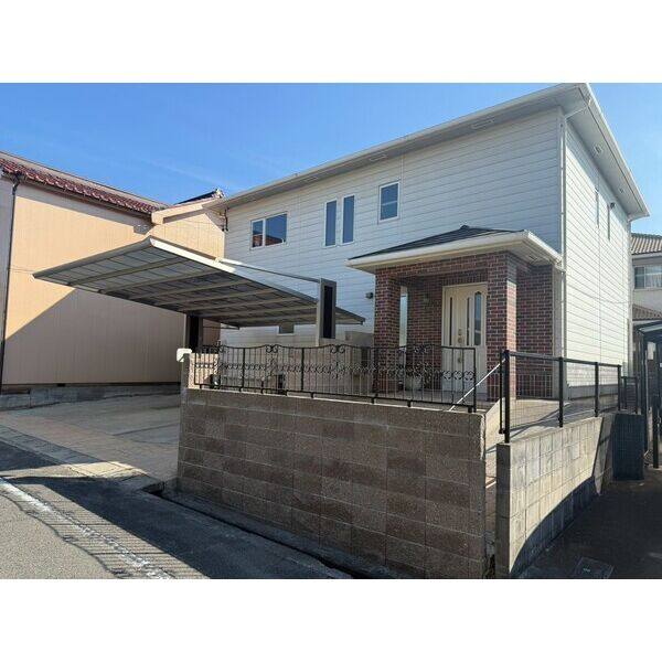 半田市栄町丁目戸建て