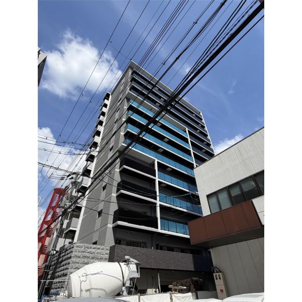 S-RESIDENCE江坂focal 建物画像