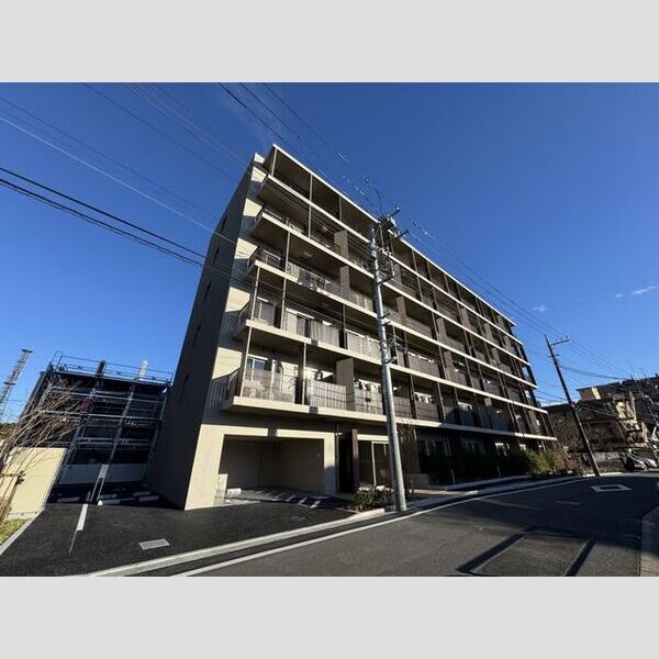 ロイジェント西新井 建物画像