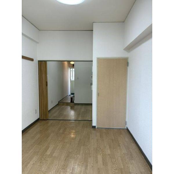 オーク斉藤 室内写真2
