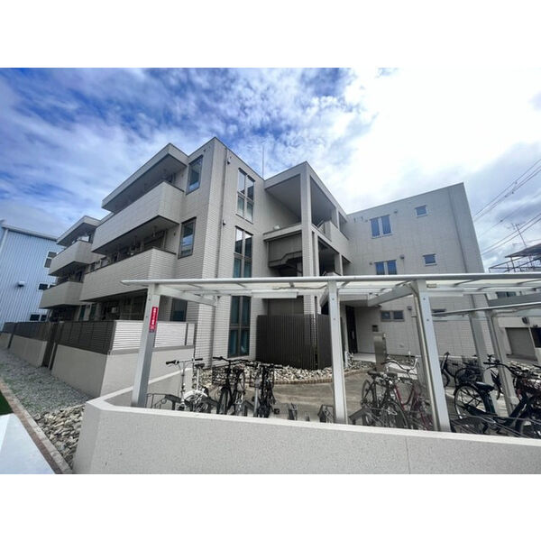 グランデレーヌ 建物画像