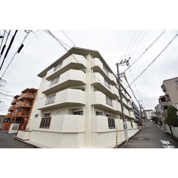 グランドロイヤル 建物画像