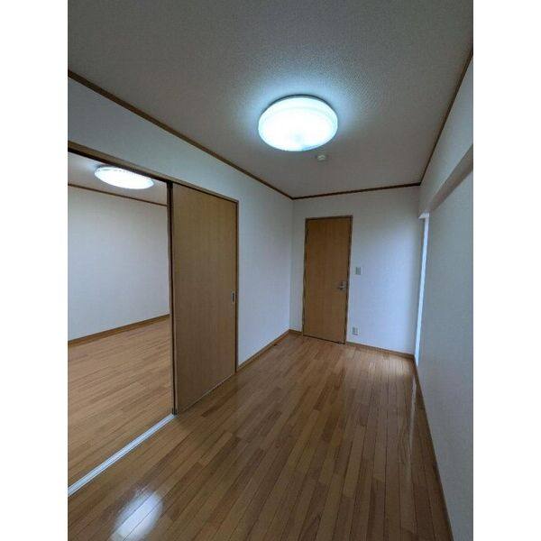 GRAND ART 室内写真1