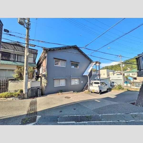 鈴蘭台南町アパートメント