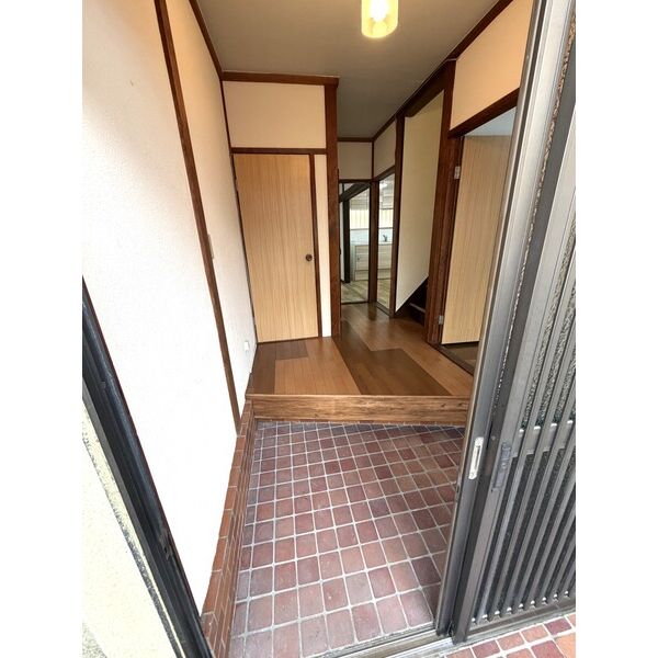 曽大根戸建 室内写真1