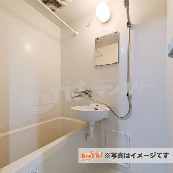 プレサンス京都烏丸御池 室内写真4