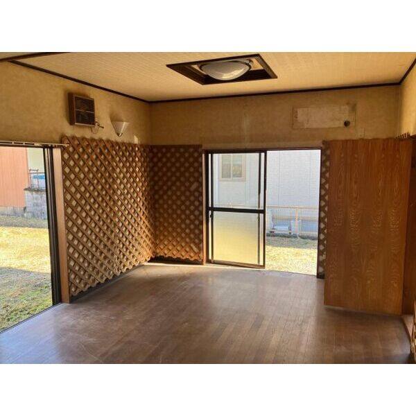 岐阜市岩崎山田 室内写真1