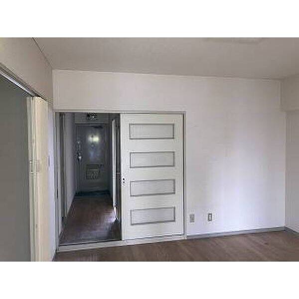 プレズ名古屋入場 室内写真1