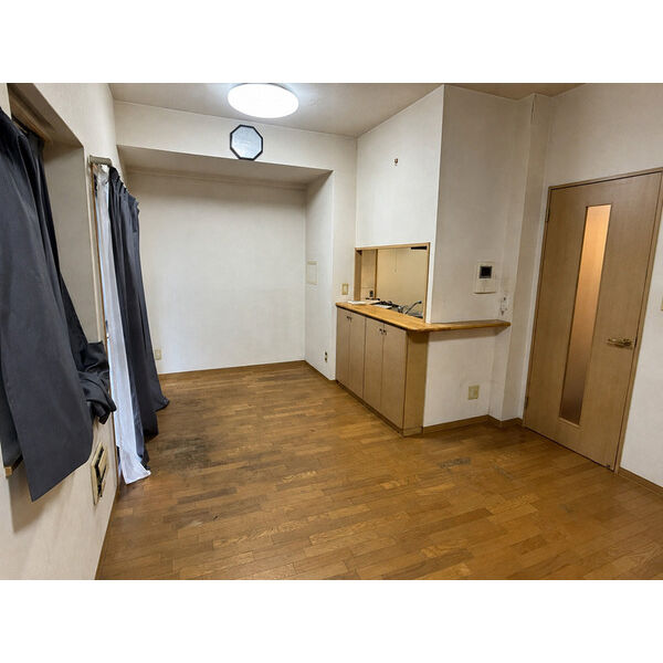 メゾンドールラーバン和泉3番館 室内写真1