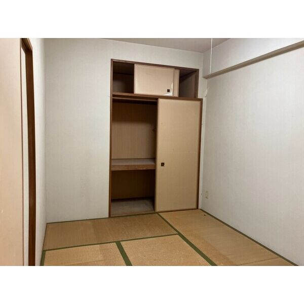 メゾンドールラーバン和泉3番館 室内写真4