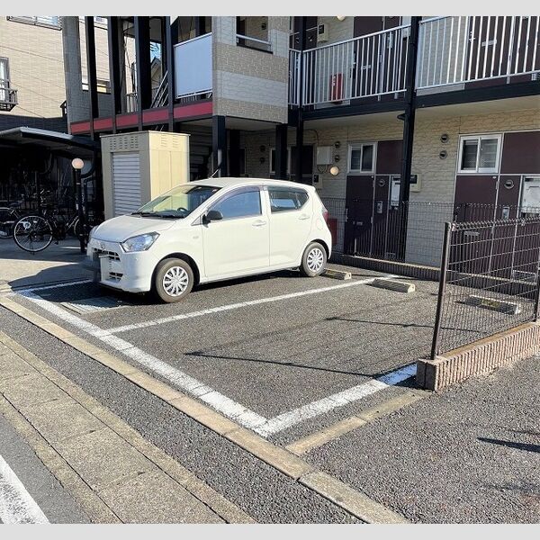 レオパレスリバータウン20 室内写真3