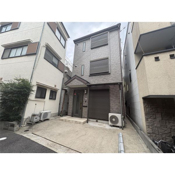 三軒家西丁目戸建て