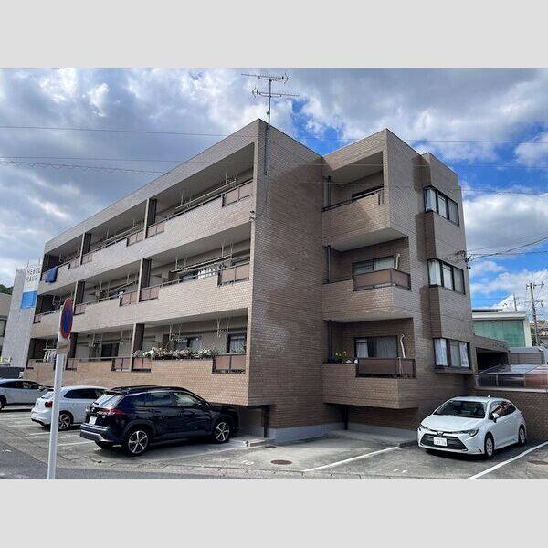 ルミエール八事東 建物画像