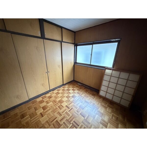 西宮市名塩赤坂車庫付き戸建 室内写真1