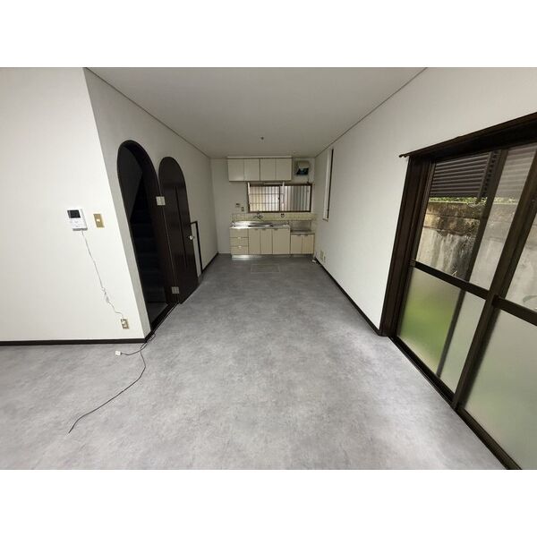 西宮市名塩赤坂車庫付き戸建 室内写真5