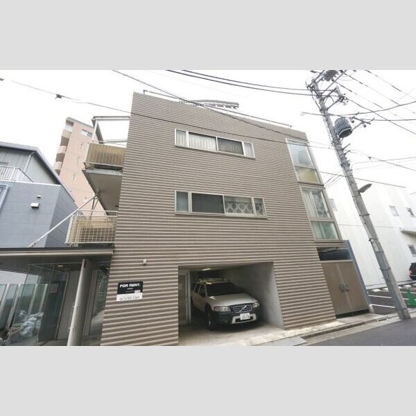 ラグジュアリーアパートメント森下