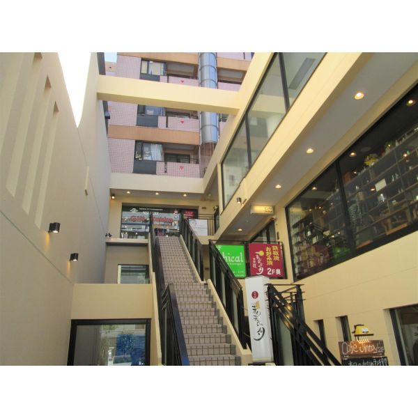 烏丸アネックスⅡ 建物画像