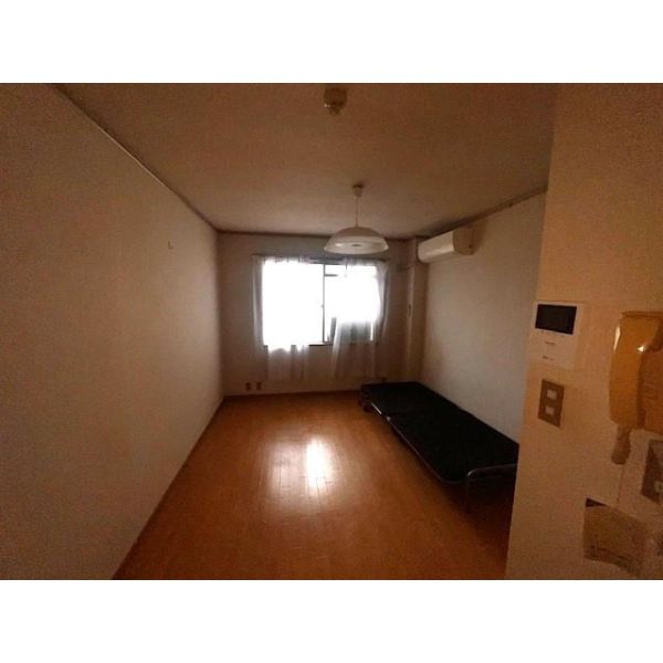 和地山エステートピア 室内写真2