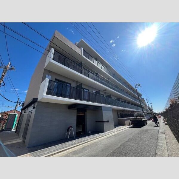 クレヴィスタ高砂 建物画像