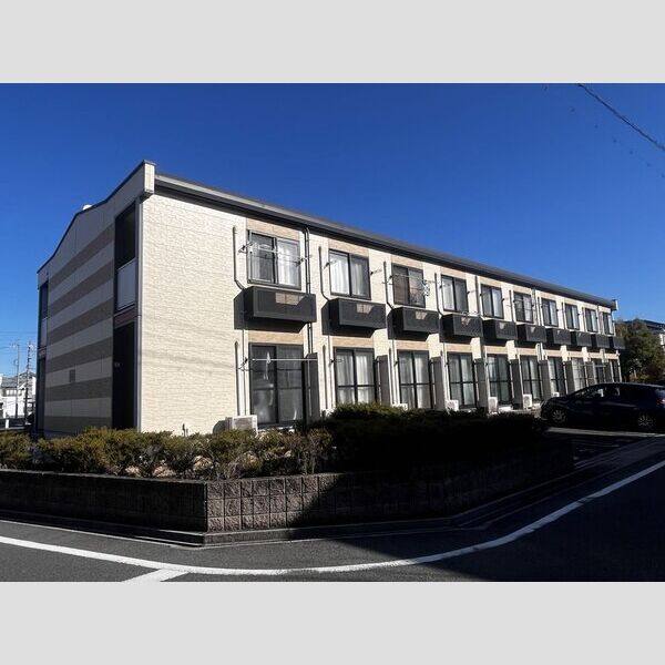 レオパレスHanabusa 建物画像