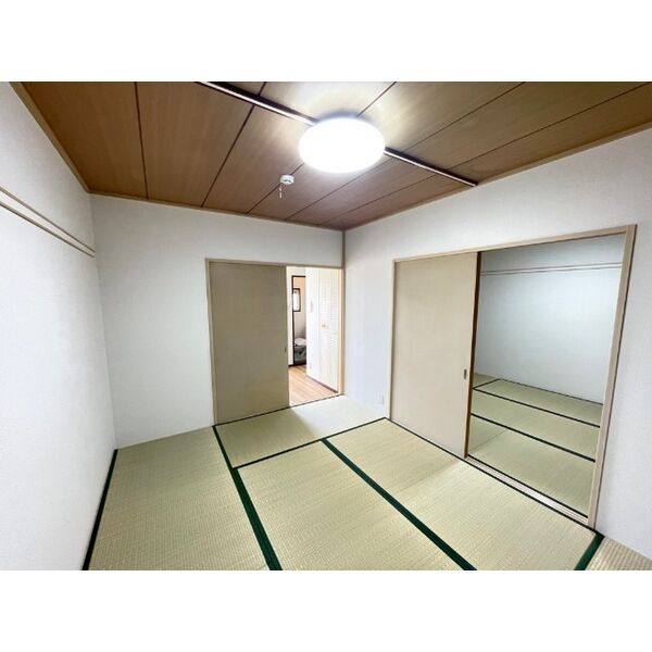 ファミール八帖 室内写真2