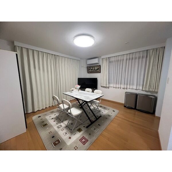 十三本町2丁目戸建 室内写真1