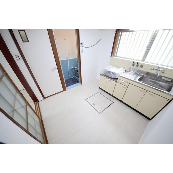 日下町6丁目戸建 室内写真2