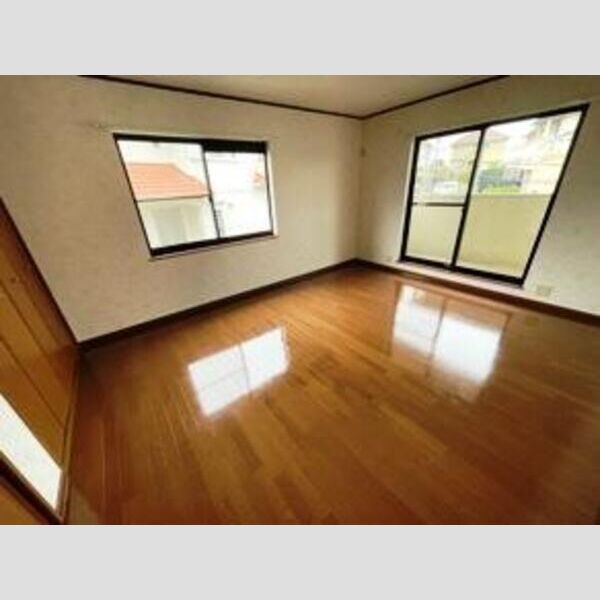 泉ケ丘4丁目戸建 室内写真2