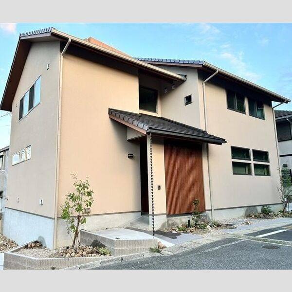 栄1丁目戸建