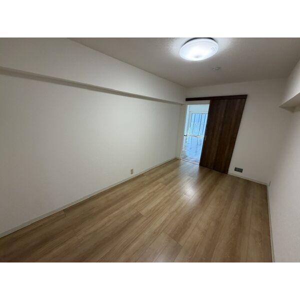 コンフィデンス西本町 室内写真1