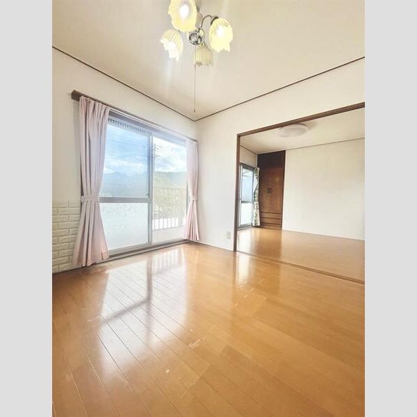 大洞柏台5丁目戸建 室内写真1