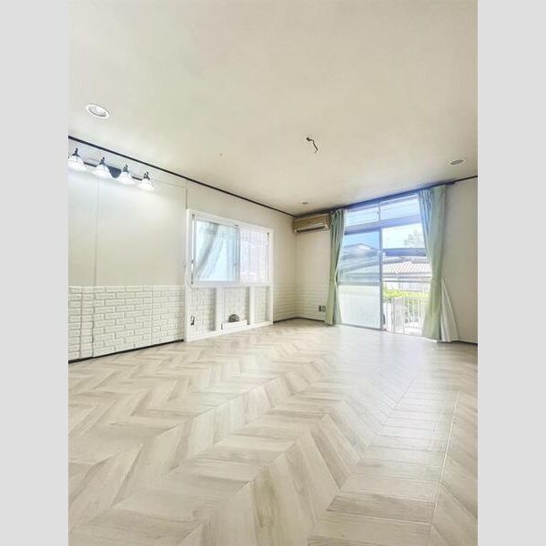 大洞柏台5丁目戸建 室内写真3