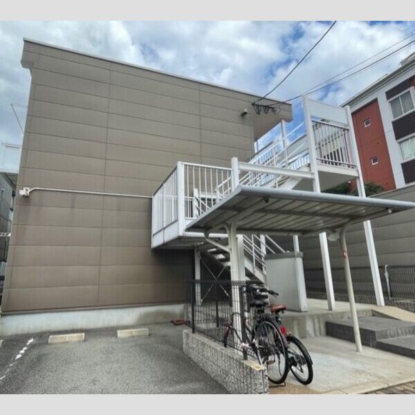 レオパレスLEGACY 建物画像