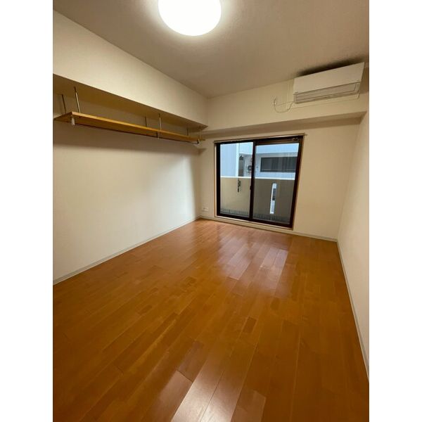 グーテンターク富田 室内写真1