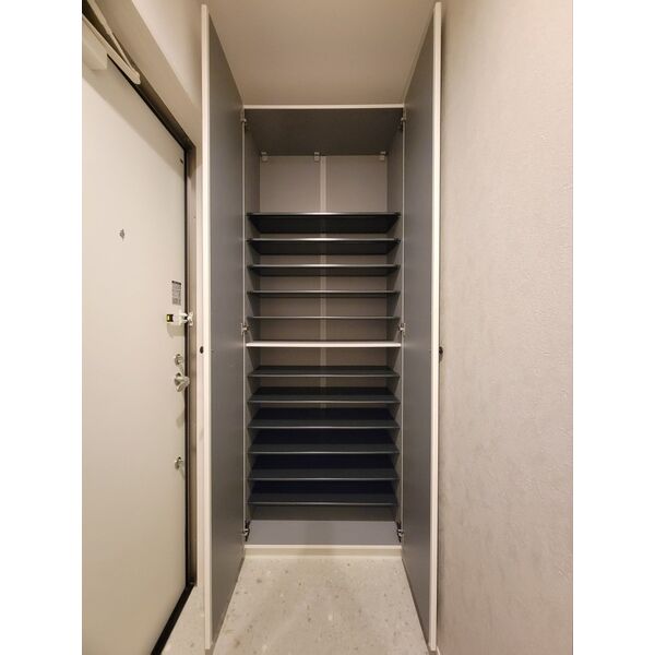 Louis Apartment 豊中蛍池 ウエスト 室内写真3