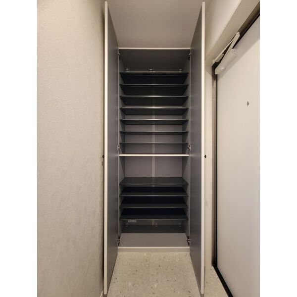 Louis Apartment 豊中蛍池 ウエスト 室内写真3