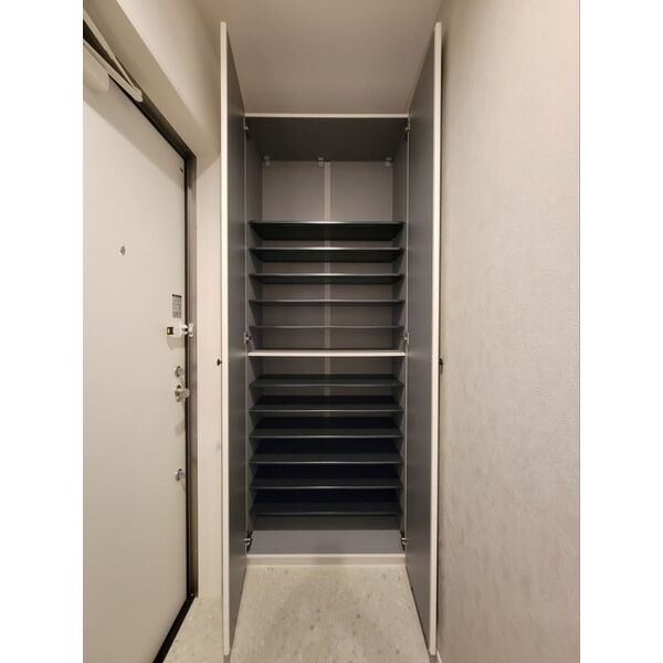 Louis Apartment 豊中蛍池 ウエスト 室内写真3