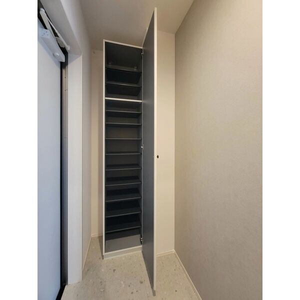 Louis Apartment 豊中蛍池 イースト 室内写真3