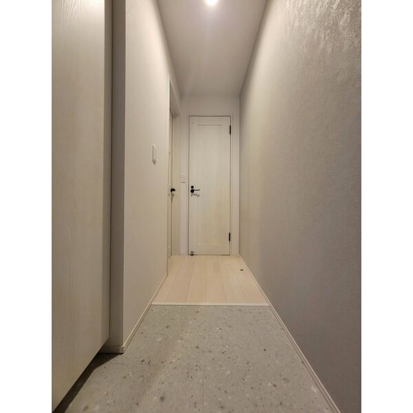 Louis Apartment 豊中蛍池 イースト 室内写真1