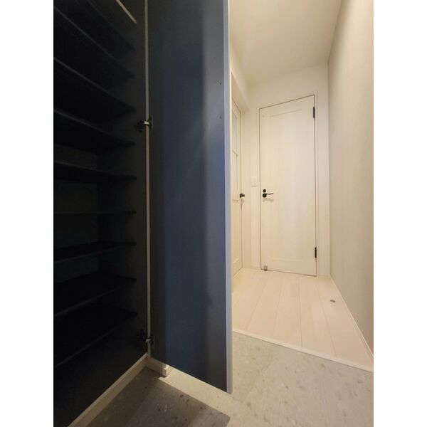Louis Apartment 豊中蛍池 イースト 室内写真4